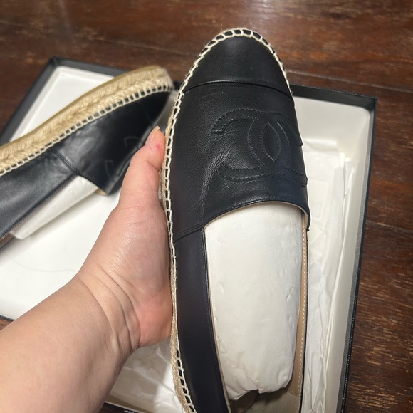 All Black Chanel Lambskin Espadrilles - Picture 15 of 16